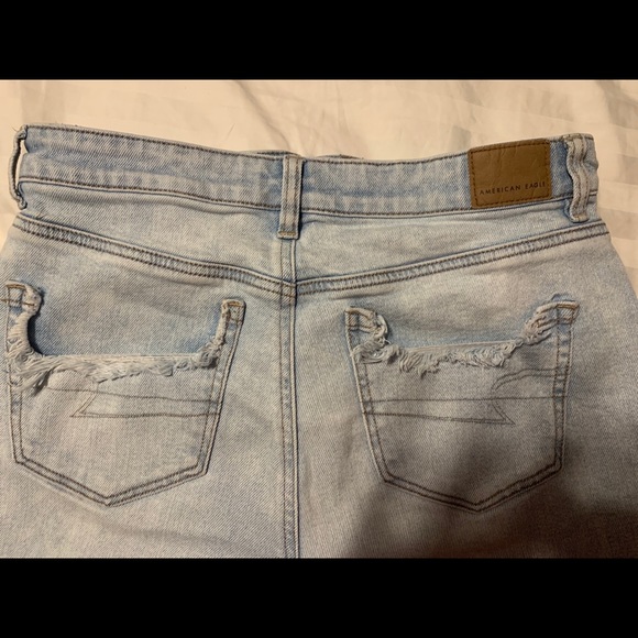 AE Mom Jean - Picture 5 of 7